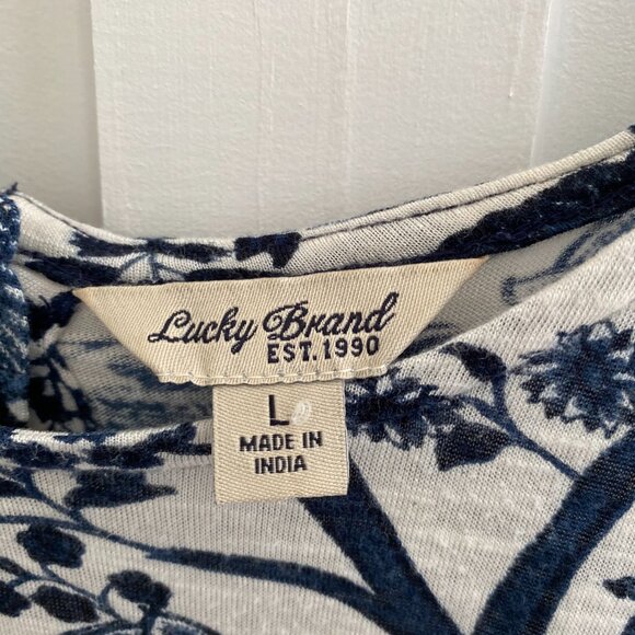 Barely used Lucky Brand Women's Blouse Size Large Mixed Print Ruffle Button Deta - Picture 3 of 6